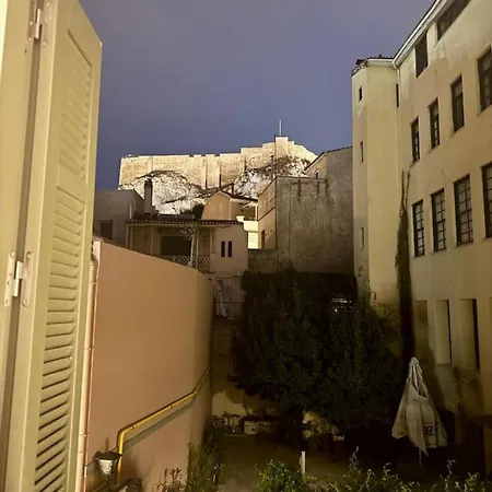 Plaka Two-bedroom Flat With Acropolis View Terrace Apartment