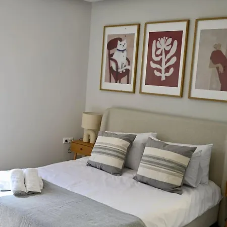 Plaka Two-bedroom Flat With Acropolis View Terrace *