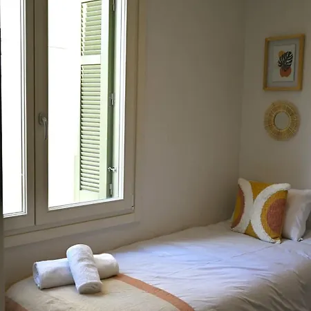 Plaka Two-bedroom Flat With Acropolis View Terrace * Athens